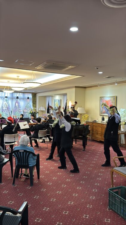 【心踊る弦楽器とマツケンサンバ】